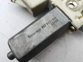 Toyota Corolla E120 E130 Mécanisme de lève-vitre avec moteur 0130822031