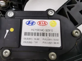 Hyundai i40 Accelerator throttle pedal 327272T900