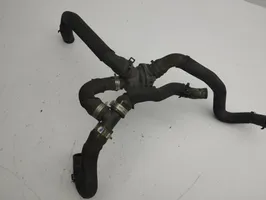 BMW i3 Tuyau de liquide de refroidissement moteur 8385235