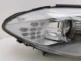 BMW 5 F10 F11 Lampa przednia 7203254