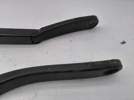 BMW 5 F10 F11 Front wiper blade arm 7182460