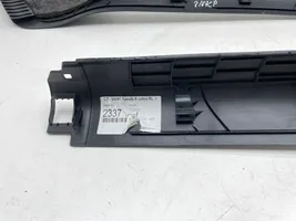 Audi A7 S7 4G Etuoven kynnyksen suojalista 4G2867272