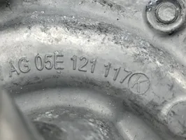 Audi A1 Pompe de circulation d'eau 05E121117