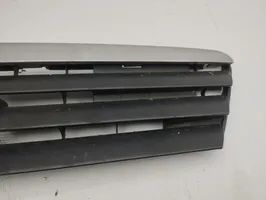 Mercedes-Benz A W168 Grille calandre supérieure de pare-chocs avant 1688800983