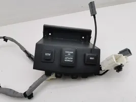 Honda CR-V Connecteur/prise USB 83410T0AK210M1