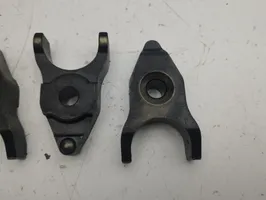 Toyota Corolla E120 E130 Support de pince d'injecteur de carburant 