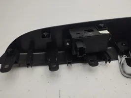 Opel Antara Rear door handle trim 201005550