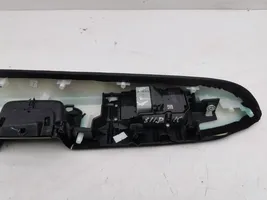 Honda HR-V Front door interior handle trim 83550T7900LE1T