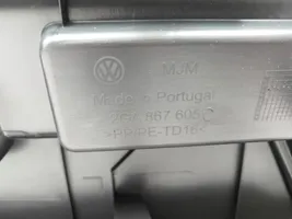 Volkswagen T-Roc Takaluukun alaosan verhoilu 2GA867605C