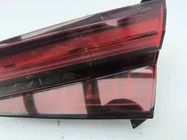 Audi A5 Lampy tylnej klapy bagażnika 8W6945094H