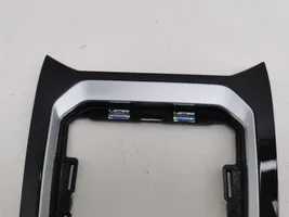 Volkswagen T-Roc Rivestimento in plastica cornice della leva del cambio 2GA711456A