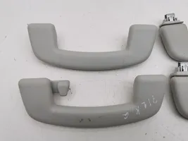 Volkswagen T-Roc A set of handles for the ceiling 