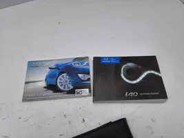 Hyundai i40 Owners service history hand book 