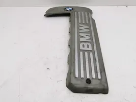 BMW 5 E39 Couvercle cache moteur 