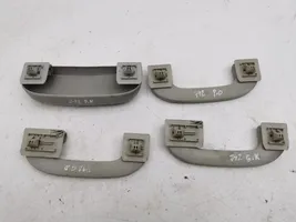 Mercedes-Benz B W245 Un set di maniglie per il soffitto 