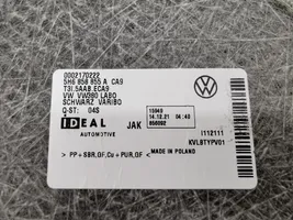 Volkswagen Golf VIII Tavaratilan kaukalon tekstiilikansi 5H6858855A