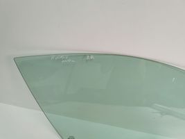 Toyota Avensis T220 Vetro del finestrino della portiera anteriore - quattro porte 