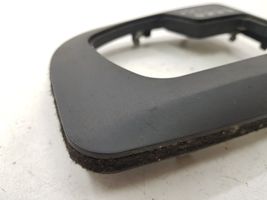 BMW 5 E60 E61 Ātrumu pārslēgšanas sviras dekoratīvā apdare (plastmasas) 7034089