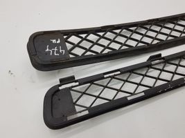 Toyota RAV 4 (XA30) Grille inférieure de pare-chocs avant 5311342030