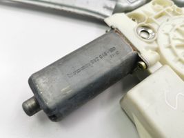 Toyota Corolla E120 E130 Elektryczny podnośnik szyby drzwi tylnych 6983002100