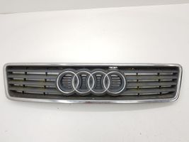 Audi A6 S6 C5 4B Oberes Gitter vorne 