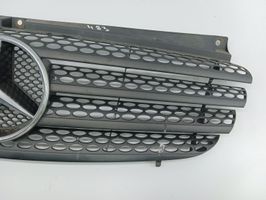 Mercedes-Benz Vito Viano W639 Grille calandre supérieure de pare-chocs avant A6398800185