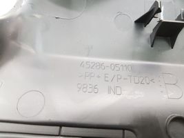 Toyota Avensis T270 Ohjauspyörän pylvään verhoilu 4528605110