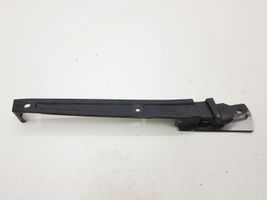 KIA Carens II Panel wykończeniowy błotnika 841561D000