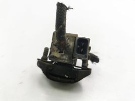 Volkswagen Golf IV Vacuum valve 028906283J