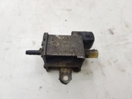 Volkswagen PASSAT B5 Vacuum valve 026906283H