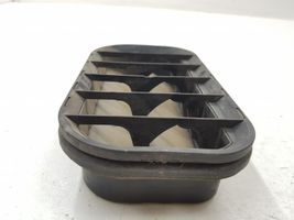 Volkswagen PASSAT B5.5 Quarter panel pressure vent 4A0819181