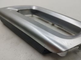 Opel Antara Rivestimento della maniglia interna per portiera anteriore 