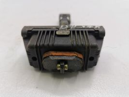 BMW 3 E46 Cerniera finecorsa della portiera anteriore 8265545