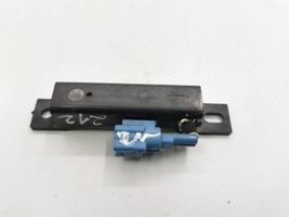 Nissan Juke I F15 Antennin ohjainlaite H130312