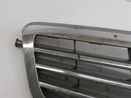 Mercedes-Benz C W204 Maskownica / Grill / Atrapa górna chłodnicy 