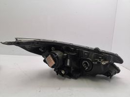 Honda CR-V Lampa przednia W2573