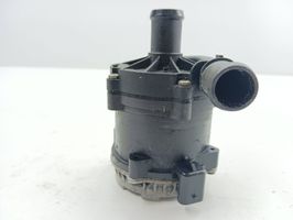 Audi A3 8Y Pompa elettrica dell’acqua/del refrigerante ausiliaria 04L965567A