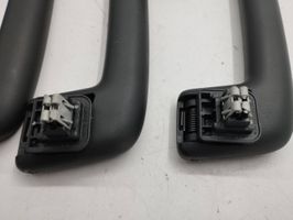 Audi A3 8Y Un set di maniglie per il soffitto 8Y0857644