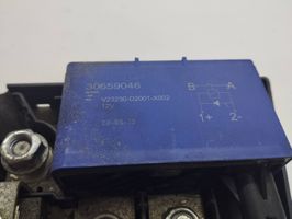 Volvo V40 Relais de batterie fusible 30659046