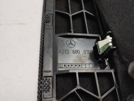 Mercedes-Benz E W213 Centrinio garsiakalbio apdaila A2136800707