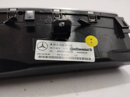 Mercedes-Benz E W213 Ilmastointi-lämmityslaitteen ohjausjärjestelmä A2139059003