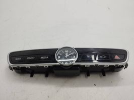 Mercedes-Benz E W213 Zegar A2138272000