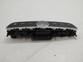 Mercedes-Benz E W213 Horloge A2138272000