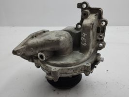 Mercedes-Benz E W213 Pompe de circulation d'eau A6542002300