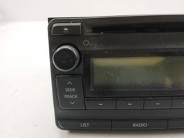 Toyota Avensis T270 Unité principale radio / CD / DVD / GPS 8612005240