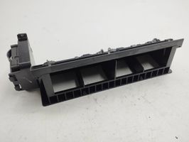 Audi Q7 4L Cabin air duct channel 4L2857069