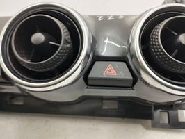 Nissan Juke II F16 Griglia di ventilazione centrale cruscotto 687506PA0A