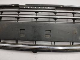 Peugeot 508 Grille calandre supérieure de pare-chocs avant 9688571877