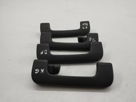 Audi Q7 4L Un set di maniglie per il soffitto 8P0857607K