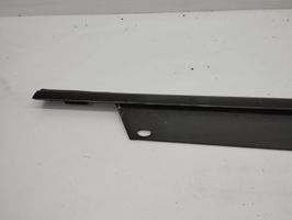 Audi Q7 4L Moulures des vitres de la porte avant 4L0853284